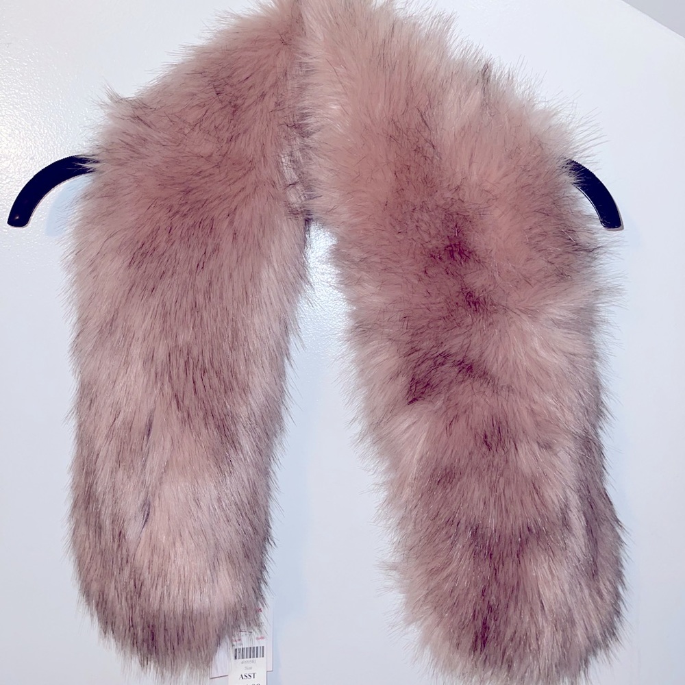 Pink Faux Fur Scarf